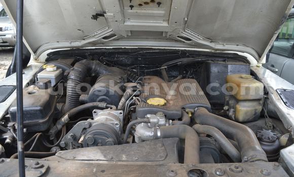 Buy Used Land Rover Defender White Car in Nairobi in Nairobi Buy Used Land Rover Defender White Car in Nairobi in Nairobi