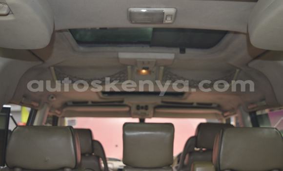 Buy Used Land Rover Defender Red Car in Nairobi in Nairobi Buy Used Land Rover Defender Red Car in Nairobi in Nairobi