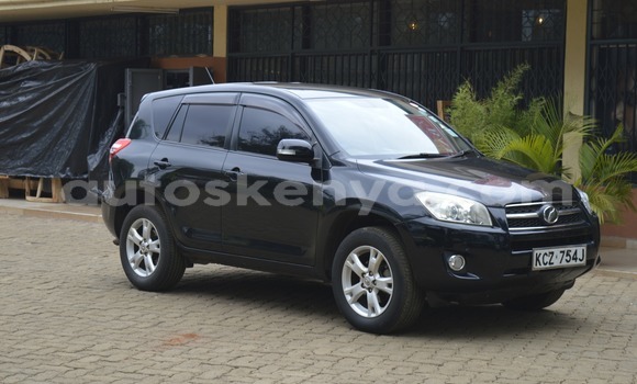Nunua Ilio tumika Toyota RAV4 Nyeusi Gari ndani ya Nairobi nchini Nairobi