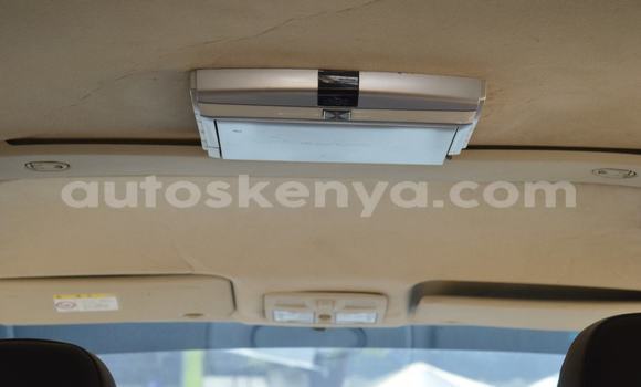 Buy Used Mitsubishi Delica White Car in Nairobi in Nairobi Buy Used Mitsubishi Delica White Car in Nairobi in Nairobi