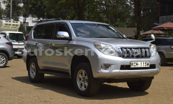 Buy Used Toyota Land Cruiser Prado Silver Car in Nairobi in Nairobi Buy Used Toyota Land Cruiser Prado Silver Car in Nairobi in Nairobi