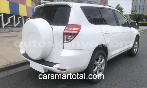 Buy Used Toyota RAV4 White Car in Chuka in East Kenya Buy Used Toyota RAV4 White Car in Chuka in East Kenya