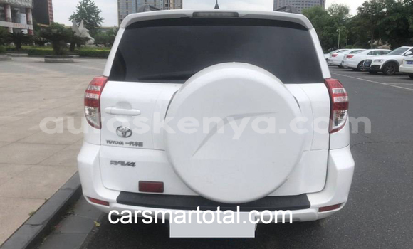 Buy Used Toyota RAV4 White Car in Chuka in East Kenya Buy Used Toyota RAV4 White Car in Chuka in East Kenya