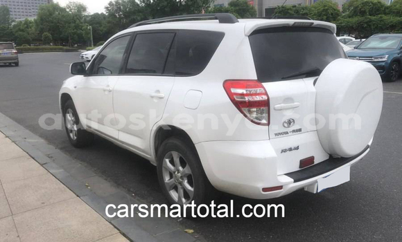 Buy Used Toyota RAV4 White Car in Chuka in East Kenya Buy Used Toyota RAV4 White Car in Chuka in East Kenya