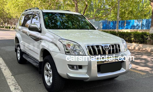Buy Used Toyota Prado White Car in El Wak in Northeast Kenya Buy Used Toyota Prado White Car in El Wak in Northeast Kenya