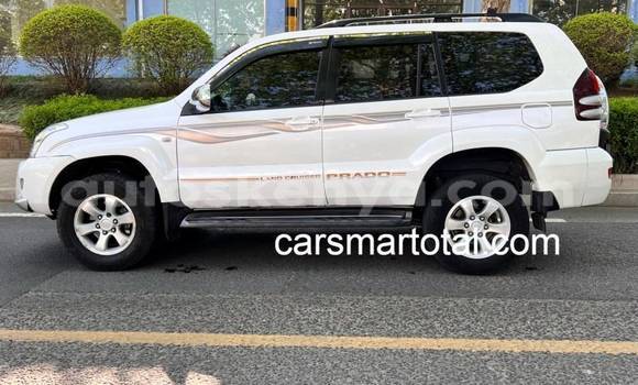 Buy Used Toyota Prado White Car in El Wak in Northeast Kenya Buy Used Toyota Prado White Car in El Wak in Northeast Kenya