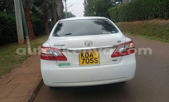 Oofamaa Toyota Premio White Makiinaa iti Nairobi keessatti Nairobi keessatti Oofamaa Toyota Premio White Makiinaa iti Nairobi keessatti Nairobi keessatti
