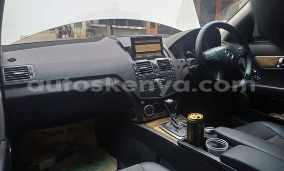 Oofamaa Mercedes‒Benz C–Class White Makiinaa iti Nairobi keessatti Nairobi keessatti Oofamaa Mercedes‒Benz C–Class White Makiinaa iti Nairobi keessatti Nairobi keessatti