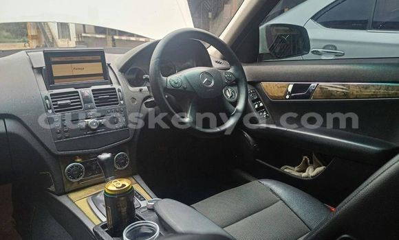 Oofamaa Mercedes‒Benz C–Class White Makiinaa iti Nairobi keessatti Nairobi keessatti Oofamaa Mercedes‒Benz C–Class White Makiinaa iti Nairobi keessatti Nairobi keessatti