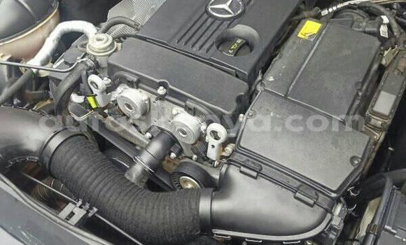 Oofamaa Mercedes‒Benz C–Class White Makiinaa iti Nairobi keessatti Nairobi keessatti Oofamaa Mercedes‒Benz C–Class White Makiinaa iti Nairobi keessatti Nairobi keessatti