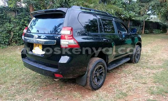 Nunua Ilio tumika Toyota Land Cruiser Prado Nyeusi Gari ndani ya Nairobi nchini Nairobi