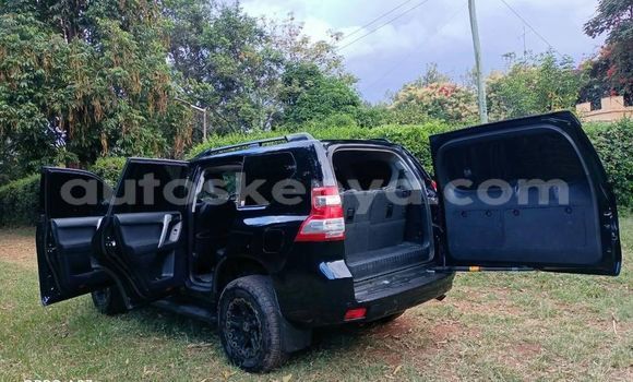 Oofamaa Toyota Land Cruiser Prado Black Makiinaa iti Nairobi keessatti Nairobi keessatti Oofamaa Toyota Land Cruiser Prado Black Makiinaa iti Nairobi keessatti Nairobi keessatti