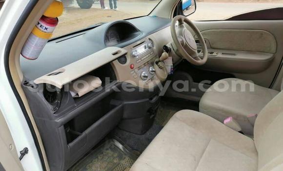 Oofamaa Toyota Sienta White Makiinaa iti Nairobi keessatti Nairobi keessatti Oofamaa Toyota Sienta White Makiinaa iti Nairobi keessatti Nairobi keessatti