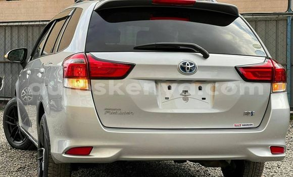 Oofamaa Toyota Fielder Silver Makiinaa iti Nairobi keessatti Nairobi keessatti Oofamaa Toyota Fielder Silver Makiinaa iti Nairobi keessatti Nairobi keessatti