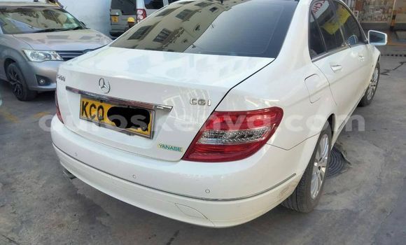 Oofamaa Mercedes‒Benz C–Class White Makiinaa iti Nairobi keessatti Nairobi keessatti Oofamaa Mercedes‒Benz C–Class White Makiinaa iti Nairobi keessatti Nairobi keessatti