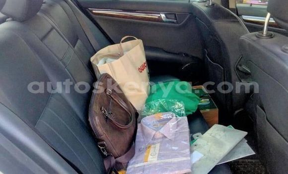 Oofamaa Mercedes‒Benz C–Class White Makiinaa iti Nairobi keessatti Nairobi keessatti Oofamaa Mercedes‒Benz C–Class White Makiinaa iti Nairobi keessatti Nairobi keessatti