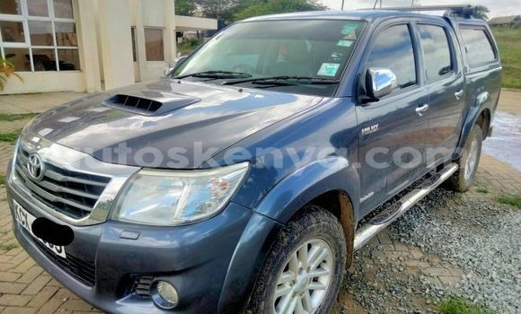 Oofamaa Toyota Hilux Blue Makiinaa iti Nairobi keessatti Nairobi keessatti Oofamaa Toyota Hilux Blue Makiinaa iti Nairobi keessatti Nairobi keessatti