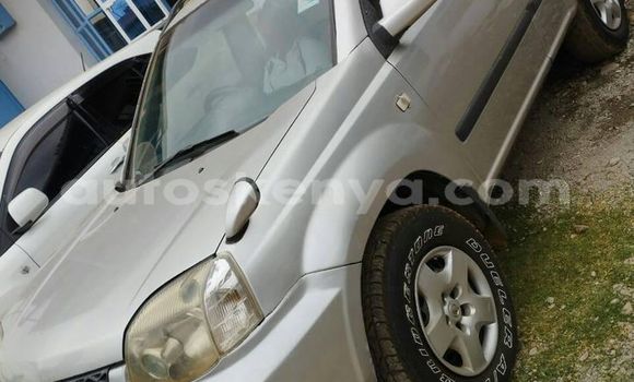 Nunua Ilio tumika Nissan X–Trail Fedha Gari ndani ya Nairobi nchini Nairobi