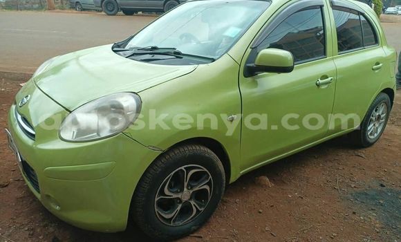 Oofamaa Nissan March Green Makiinaa iti Nairobi keessatti Nairobi keessatti