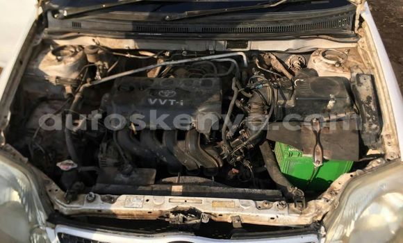 Oofamaa Toyota Corolla White Makiinaa iti Nairobi keessatti Nairobi keessatti Oofamaa Toyota Corolla White Makiinaa iti Nairobi keessatti Nairobi keessatti