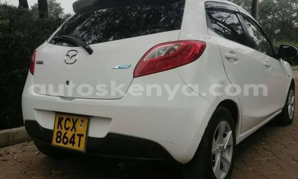Oofamaa Mazda Demio White Makiinaa iti Nairobi keessatti Nairobi keessatti Oofamaa Mazda Demio White Makiinaa iti Nairobi keessatti Nairobi keessatti