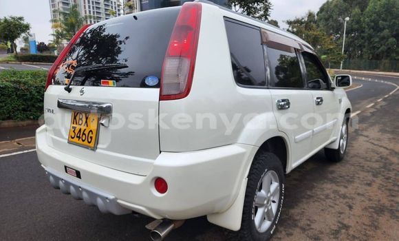 Oofamaa Nissan X–Trail White Makiinaa iti Nairobi keessatti Nairobi keessatti Oofamaa Nissan X–Trail White Makiinaa iti Nairobi keessatti Nairobi keessatti