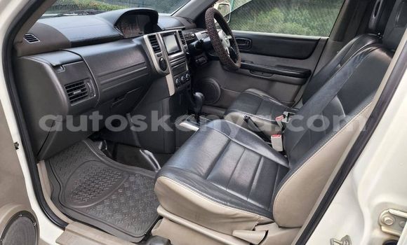 Oofamaa Nissan X–Trail White Makiinaa iti Nairobi keessatti Nairobi keessatti Oofamaa Nissan X–Trail White Makiinaa iti Nairobi keessatti Nairobi keessatti