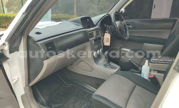 Oofamaa Subaru Forester White Makiinaa iti Nairobi keessatti Nairobi keessatti Oofamaa Subaru Forester White Makiinaa iti Nairobi keessatti Nairobi keessatti