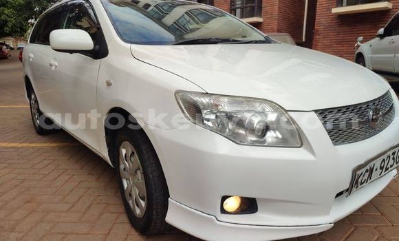 Oofamaa Toyota Fielder White Makiinaa iti Nairobi keessatti Nairobi keessatti Oofamaa Toyota Fielder White Makiinaa iti Nairobi keessatti Nairobi keessatti