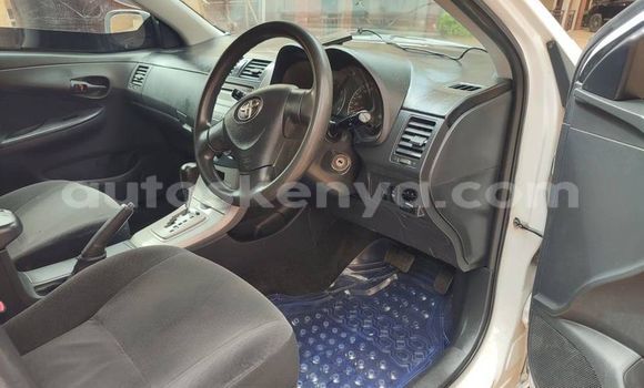 Oofamaa Toyota Fielder White Makiinaa iti Nairobi keessatti Nairobi keessatti Oofamaa Toyota Fielder White Makiinaa iti Nairobi keessatti Nairobi keessatti