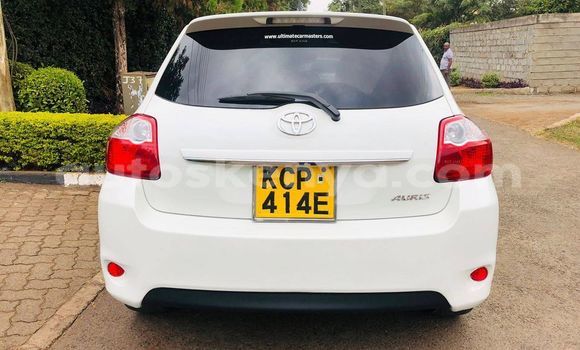 Oofamaa Toyota Auris White Makiinaa iti Nairobi keessatti Nairobi keessatti Oofamaa Toyota Auris White Makiinaa iti Nairobi keessatti Nairobi keessatti