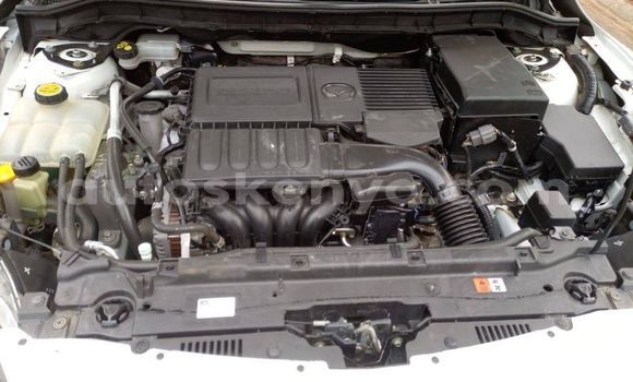 Oofamaa Mazda Axela White Makiinaa iti Nairobi keessatti Nairobi keessatti Oofamaa Mazda Axela White Makiinaa iti Nairobi keessatti Nairobi keessatti