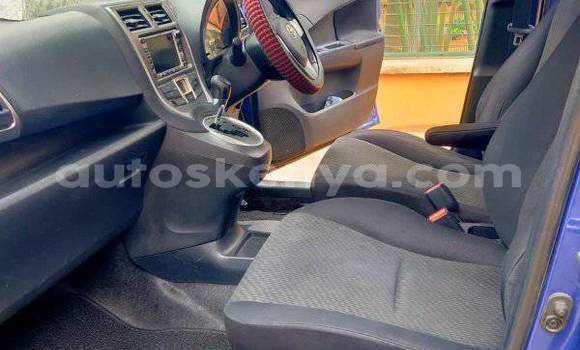 Oofamaa Toyota Ractis Blue Makiinaa iti Nairobi keessatti Nairobi keessatti Oofamaa Toyota Ractis Blue Makiinaa iti Nairobi keessatti Nairobi keessatti