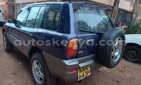 Oofamaa Toyota RAV4 Blue Makiinaa iti Nairobi keessatti Nairobi keessatti Oofamaa Toyota RAV4 Blue Makiinaa iti Nairobi keessatti Nairobi keessatti