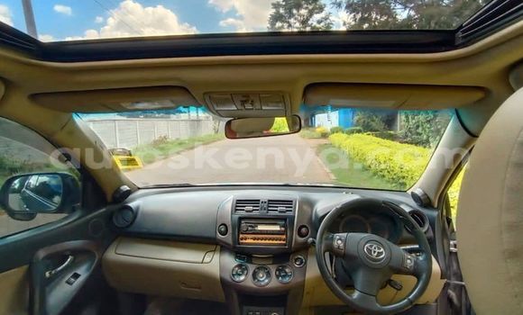 Oofamaa Toyota Vanguard Blue Makiinaa iti Nairobi keessatti Nairobi keessatti Oofamaa Toyota Vanguard Blue Makiinaa iti Nairobi keessatti Nairobi keessatti