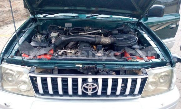 Oofamaa Toyota Land Cruiser Prado Green Makiinaa iti Nairobi keessatti Nairobi keessatti Oofamaa Toyota Land Cruiser Prado Green Makiinaa iti Nairobi keessatti Nairobi keessatti