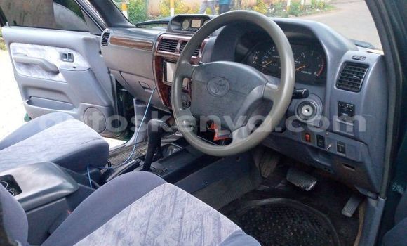 Oofamaa Toyota Land Cruiser Prado Green Makiinaa iti Nairobi keessatti Nairobi keessatti Oofamaa Toyota Land Cruiser Prado Green Makiinaa iti Nairobi keessatti Nairobi keessatti