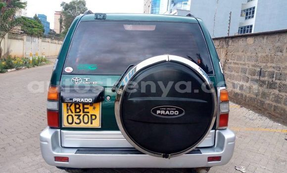 Oofamaa Toyota Land Cruiser Prado Green Makiinaa iti Nairobi keessatti Nairobi keessatti Oofamaa Toyota Land Cruiser Prado Green Makiinaa iti Nairobi keessatti Nairobi keessatti