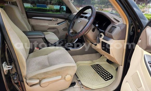 Oofamaa Toyota Land Cruiser Prado Black Makiinaa iti Nairobi keessatti Nairobi keessatti Oofamaa Toyota Land Cruiser Prado Black Makiinaa iti Nairobi keessatti Nairobi keessatti