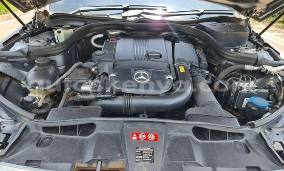 Oofamaa Mercedes‒Benz E–Class Silver Makiinaa iti Nairobi keessatti Nairobi keessatti Oofamaa Mercedes‒Benz E–Class Silver Makiinaa iti Nairobi keessatti Nairobi keessatti