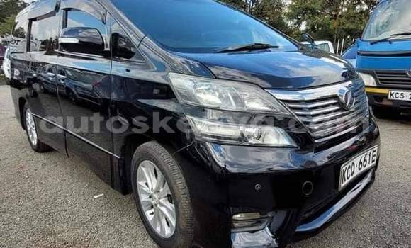 Oofamaa Toyota Vellfire Black Makiinaa iti Nairobi keessatti Nairobi keessatti