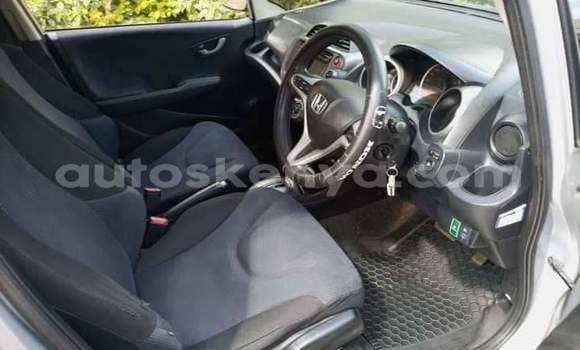 Buy Used Honda Fit Silver Car in Nairobi in Nairobi Buy Used Honda Fit Silver Car in Nairobi in Nairobi