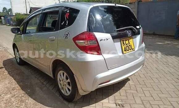 Buy Used Honda Fit Silver Car in Nairobi in Nairobi Buy Used Honda Fit Silver Car in Nairobi in Nairobi