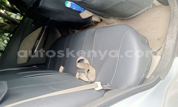 Nunua Ilio tumika Toyota Belta Fedha Gari ndani ya Mombasa nchini Kenya ya Pwani Nunua Ilio tumika Toyota Belta Fedha Gari ndani ya Mombasa nchini Kenya ya Pwani