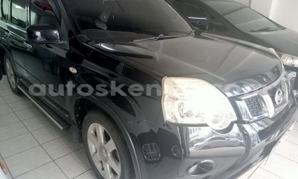 Oofamaa Nissan X–Trail Black Makiinaa iti Mombasa keessatti Coastal Kenya keessatti