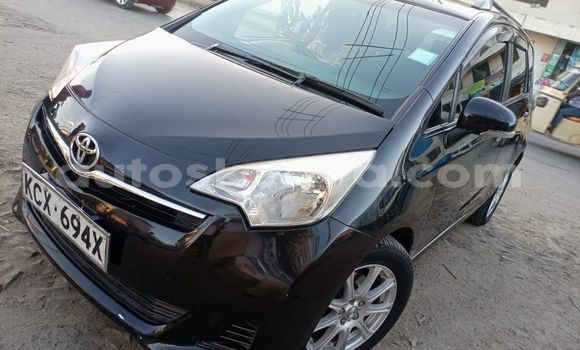Oofamaa Toyota Ractis Black Makiinaa iti Mombasa keessatti Coastal Kenya keessatti