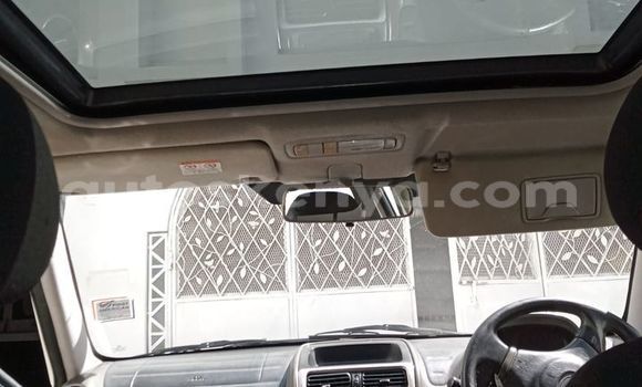 Nunua Ilio tumika Toyota Altezza Nyeupe Gari ndani ya Mombasa nchini Kenya ya Pwani Nunua Ilio tumika Toyota Altezza Nyeupe Gari ndani ya Mombasa nchini Kenya ya Pwani