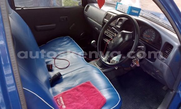 Nunua Ilio tumika Toyota Hilux Bluu Gari ndani ya Mombasa nchini Kenya ya Pwani Nunua Ilio tumika Toyota Hilux Bluu Gari ndani ya Mombasa nchini Kenya ya Pwani