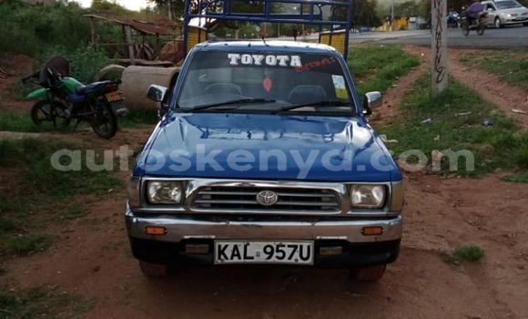Nunua Ilio tumika Toyota Hilux Bluu Gari ndani ya Mombasa nchini Kenya ya Pwani Nunua Ilio tumika Toyota Hilux Bluu Gari ndani ya Mombasa nchini Kenya ya Pwani