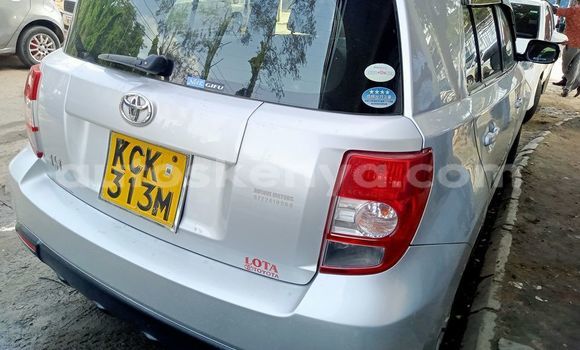 Nunua Ilio tumika Toyota IST Fedha Gari ndani ya Mombasa nchini Kenya ya Pwani Nunua Ilio tumika Toyota IST Fedha Gari ndani ya Mombasa nchini Kenya ya Pwani